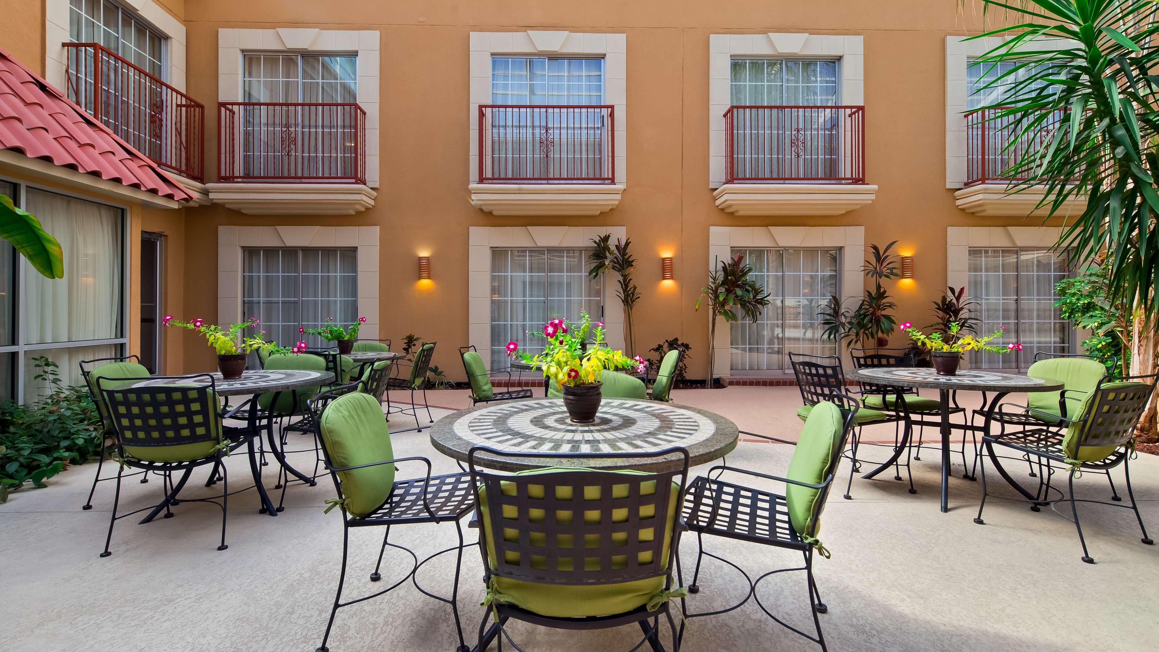 Best Western Plus Atrium Inn Schertz Exterior foto